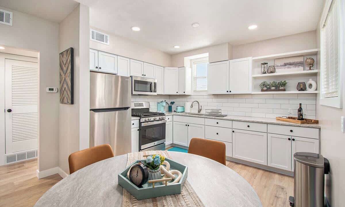 Photo of Kitchen in Aksarben - Elmwood Park