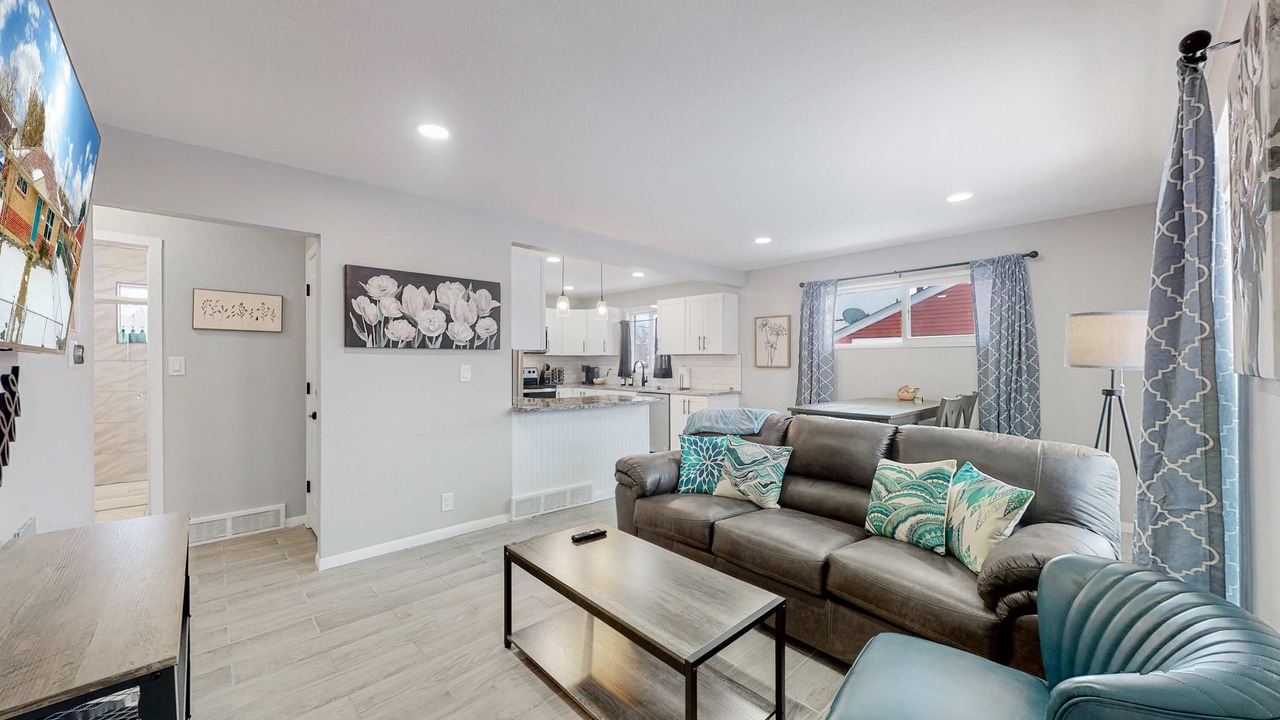 Photo of Livingroom in Twin Lakes