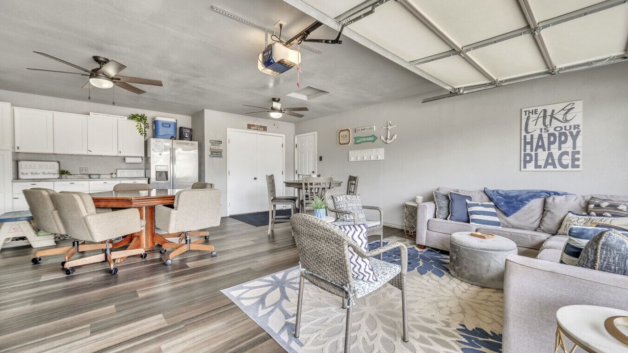 Photo of Livingroom in Spirit Lake