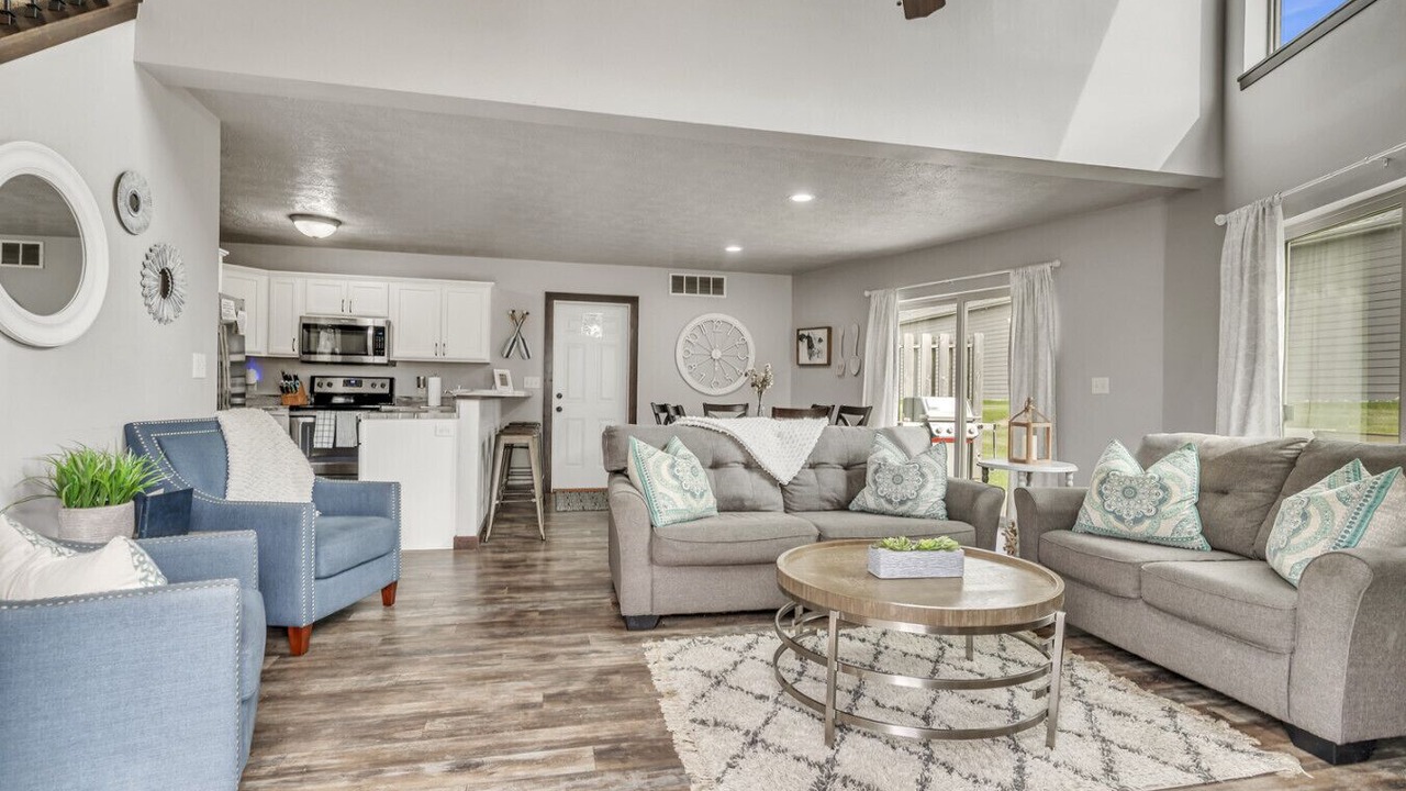 Photo of Livingroom in Spirit Lake