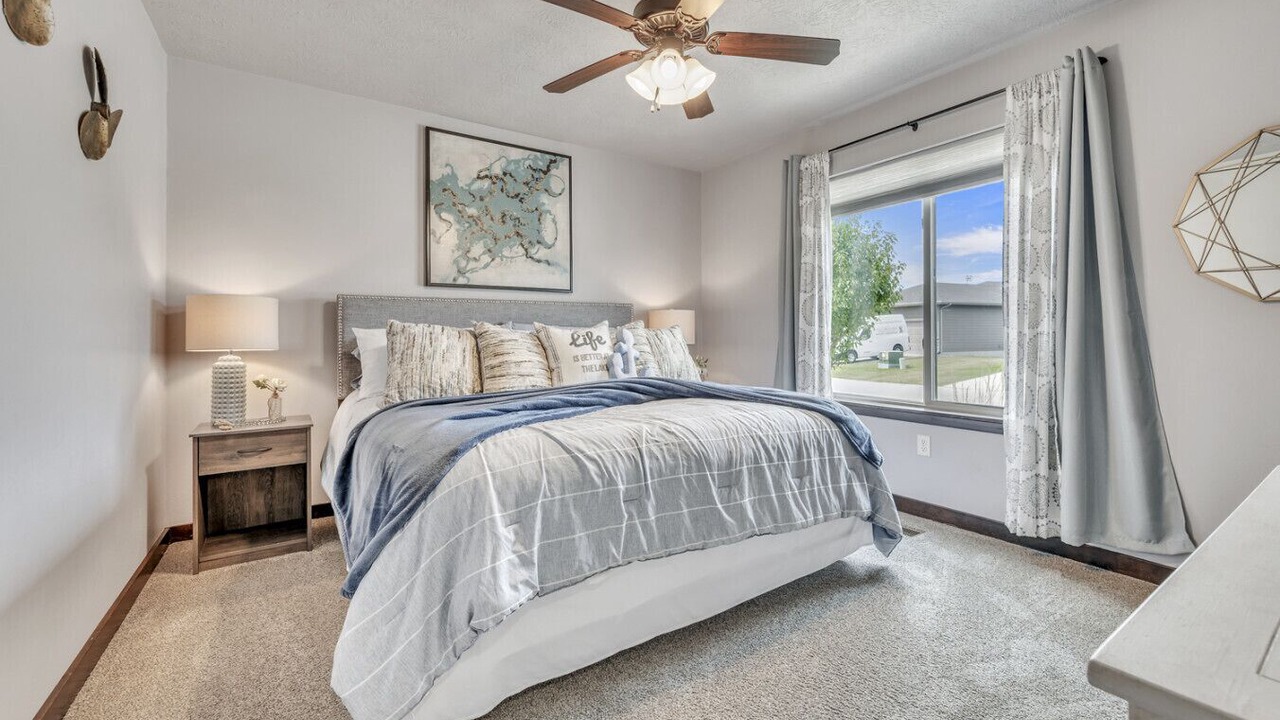 Photo of Bedroom in Spirit Lake