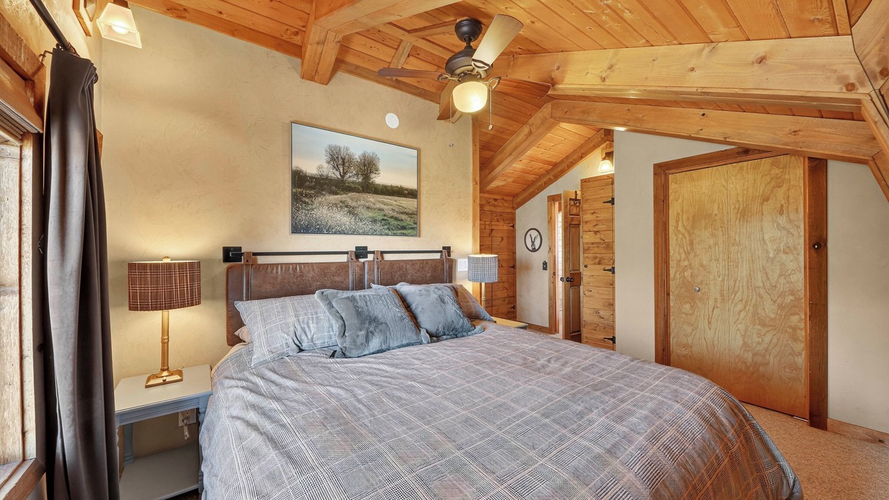 Photo of Bedroom in Steam Engine Meadows