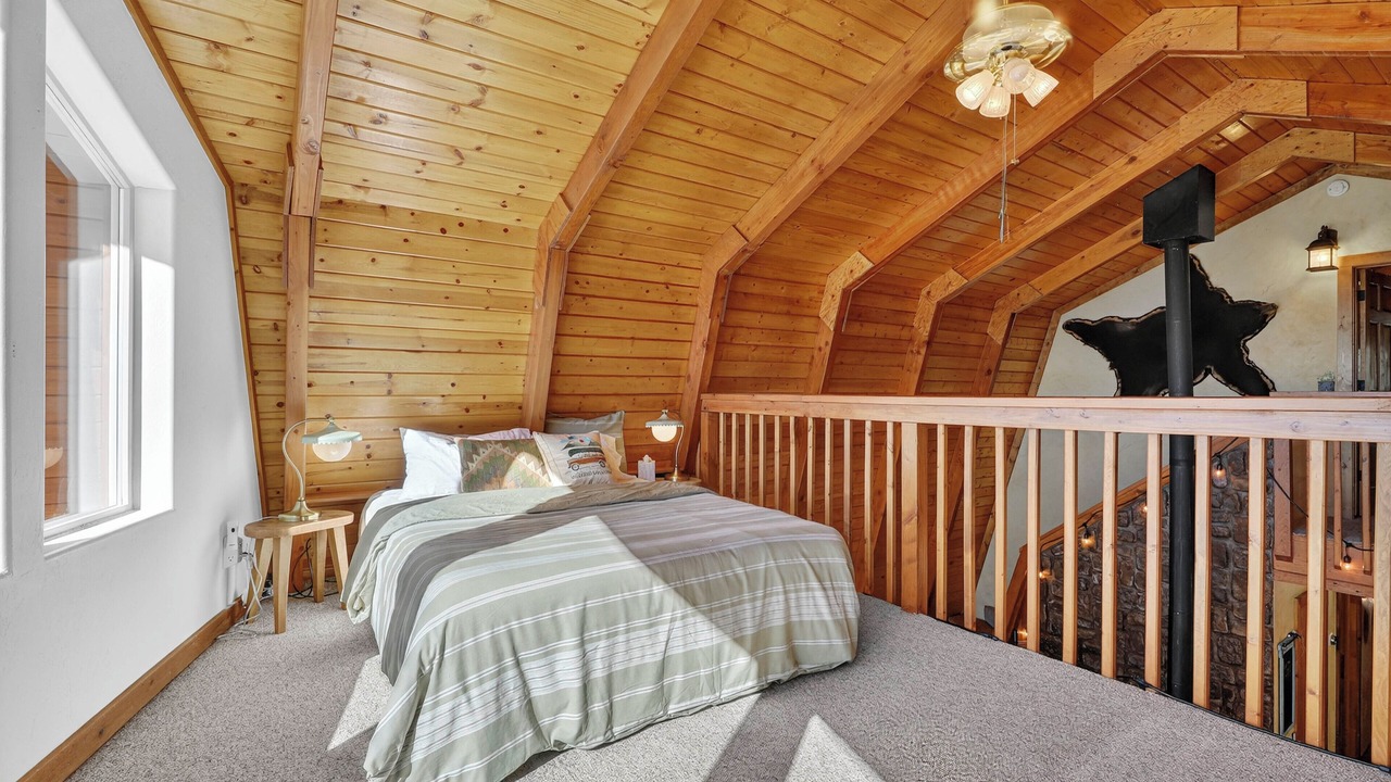 Photo of Bedroom in Steam Engine Meadows