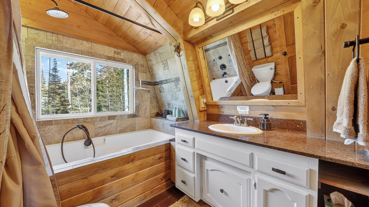 Photo of Bathroom in Steam Engine Meadows