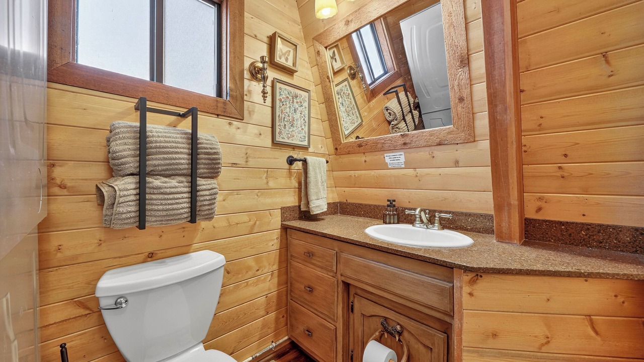 Photo of Bathroom in Steam Engine Meadows