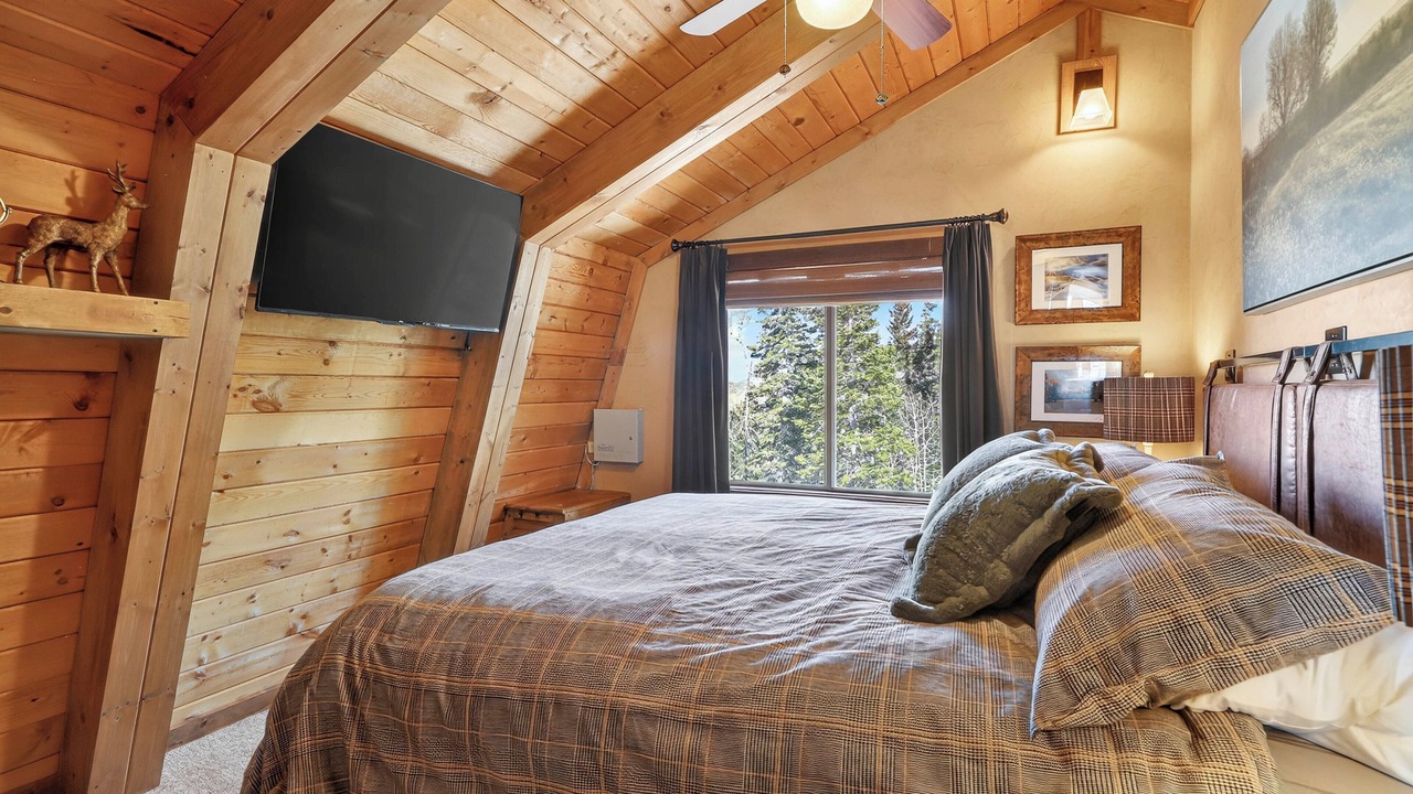 Photo of Bedroom in Steam Engine Meadows