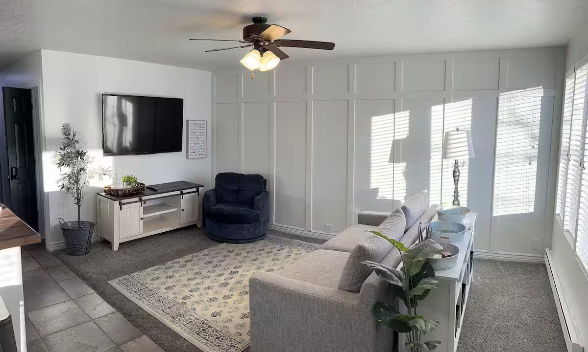 Photo of Livingroom in Vernal