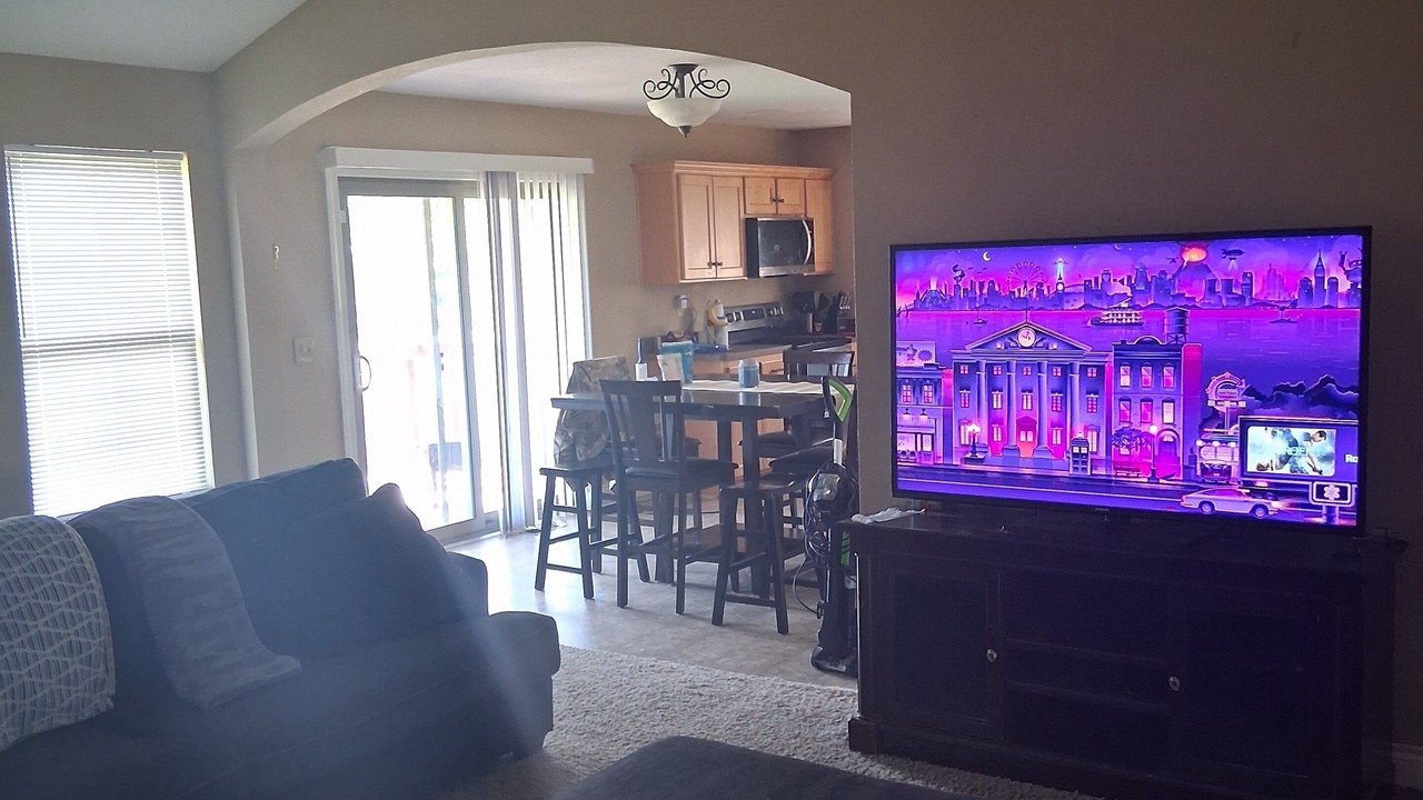 Photo of Livingroom in Junction City