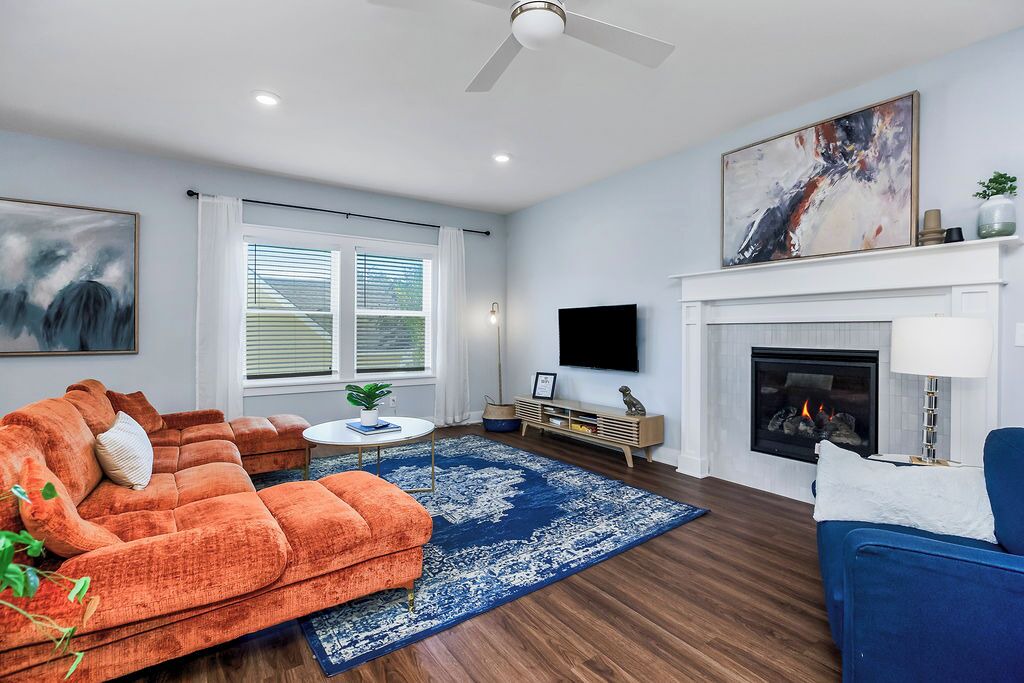 Photo of Livingroom in Raytown