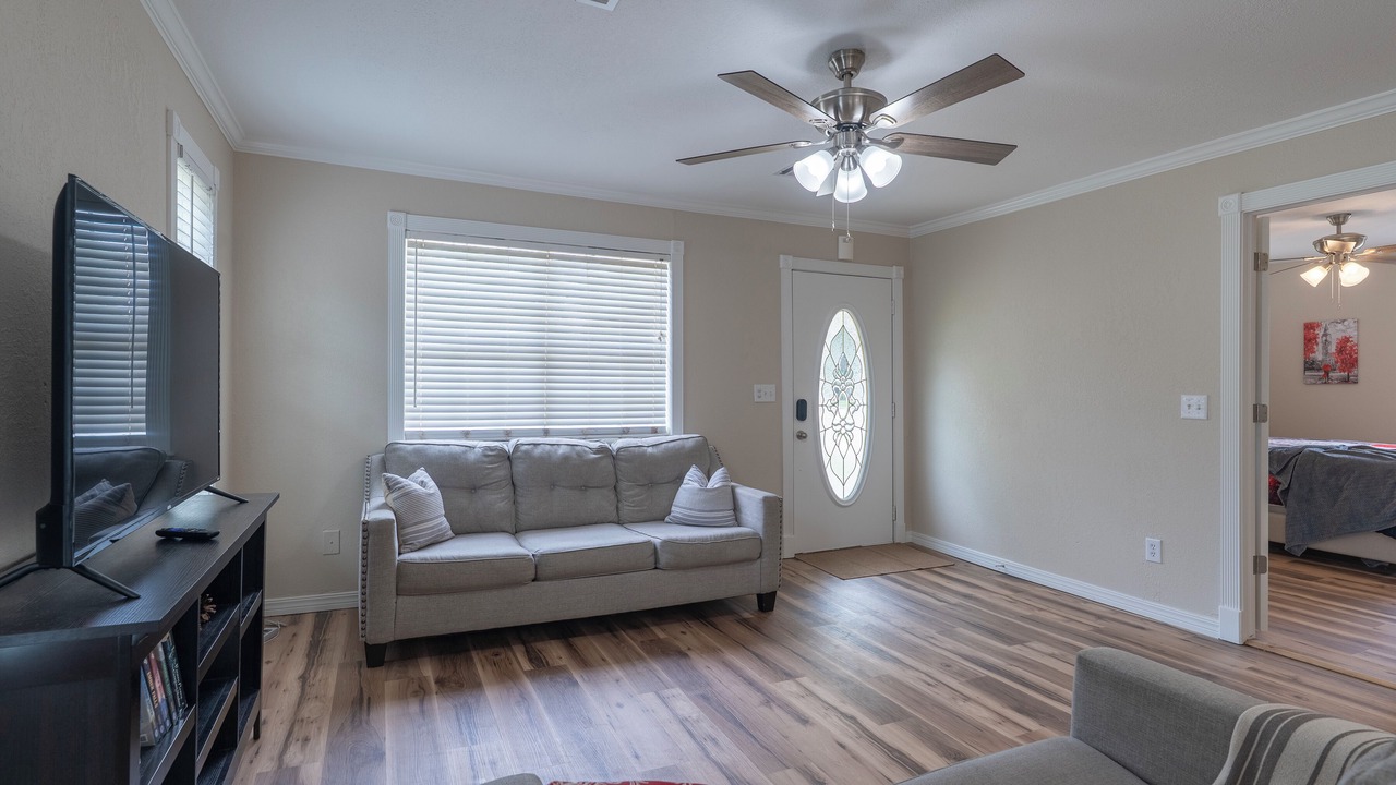 Photo of Livingroom in Claremore