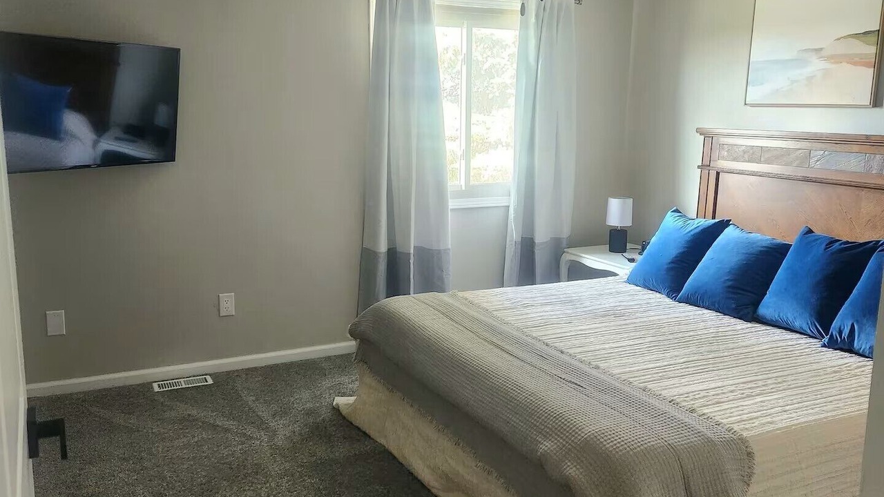 Photo of Bedroom in Newton