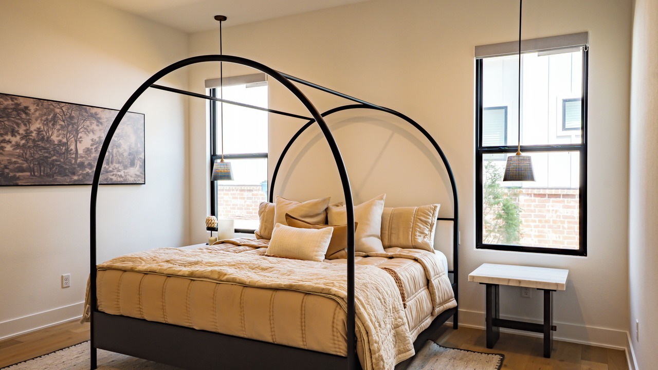 Photo of Bedroom in Downtown