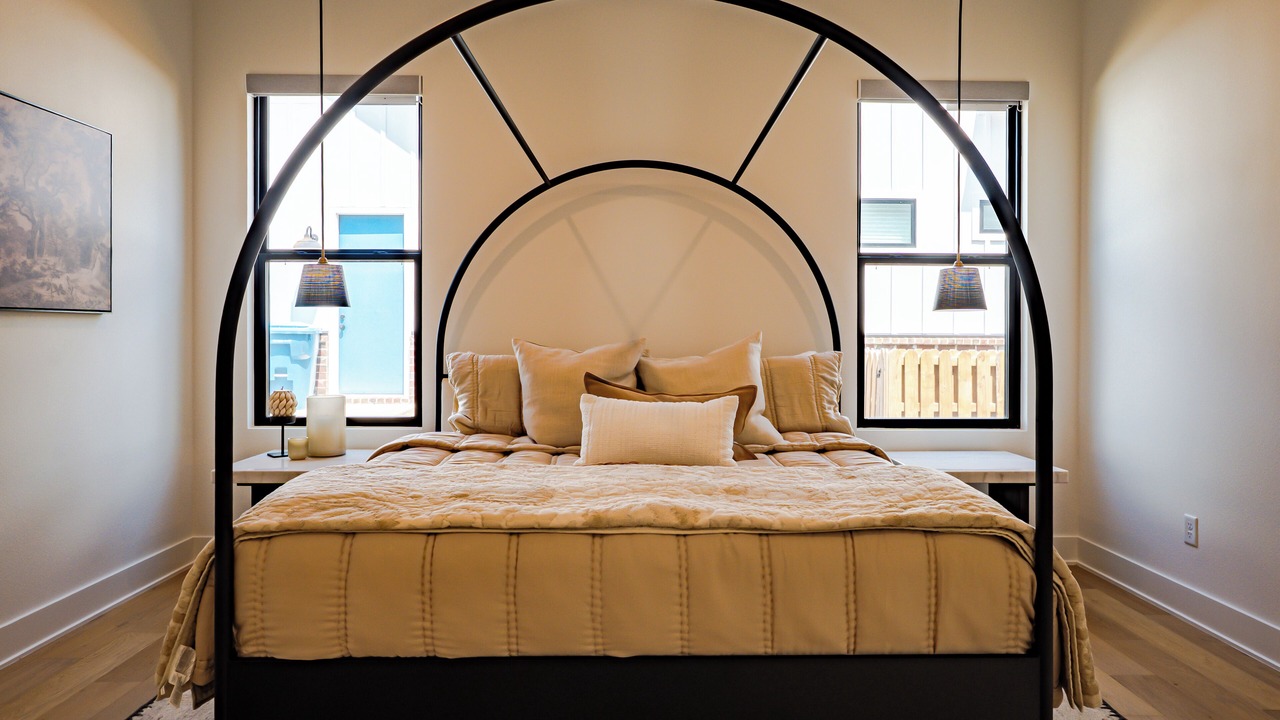 Photo of Bedroom in Downtown