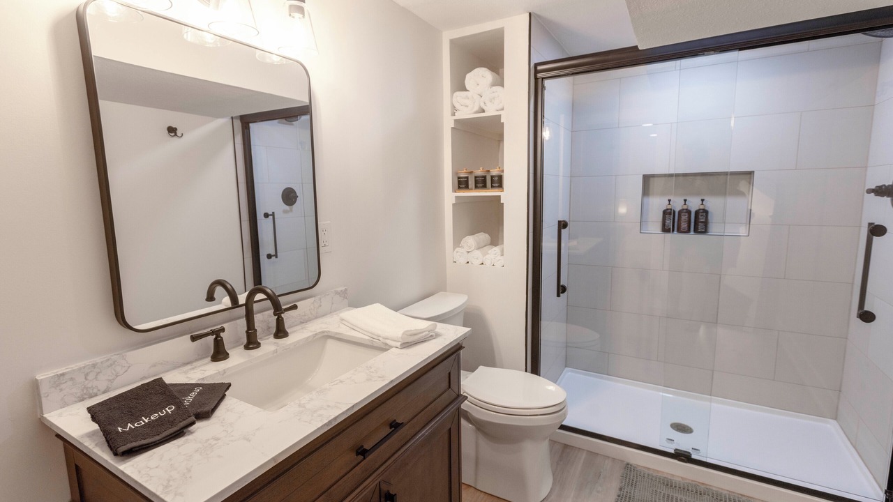 Photo of Bathroom in Wea