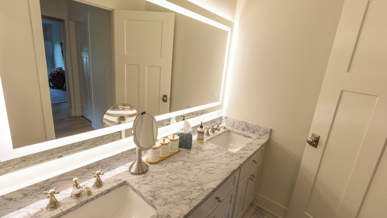 Photo of Bathroom in Wea