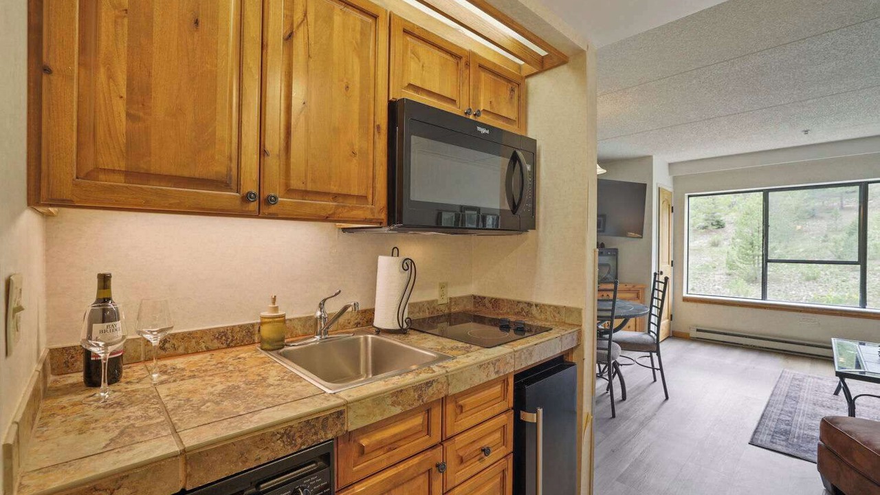 Photo of Kitchen in Peak 9