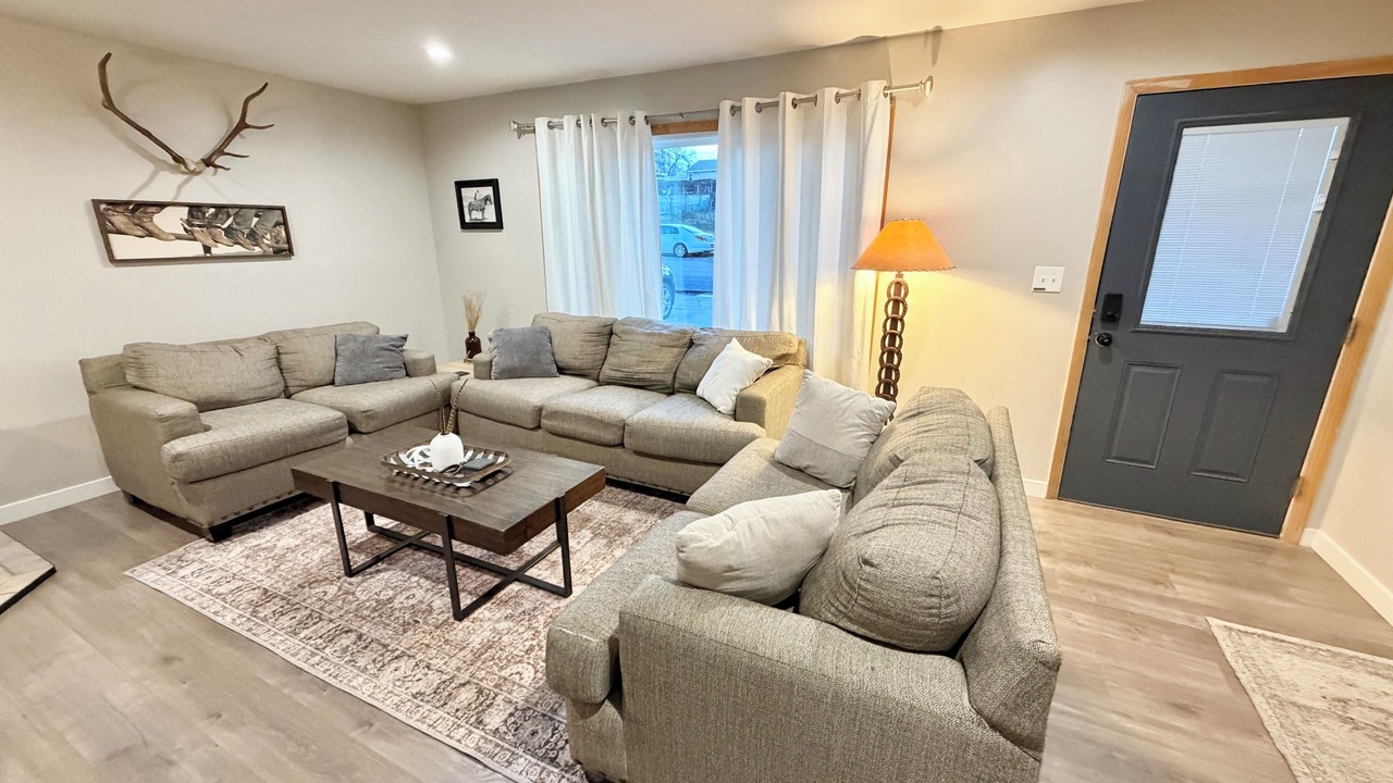 Photo of Livingroom in Casper