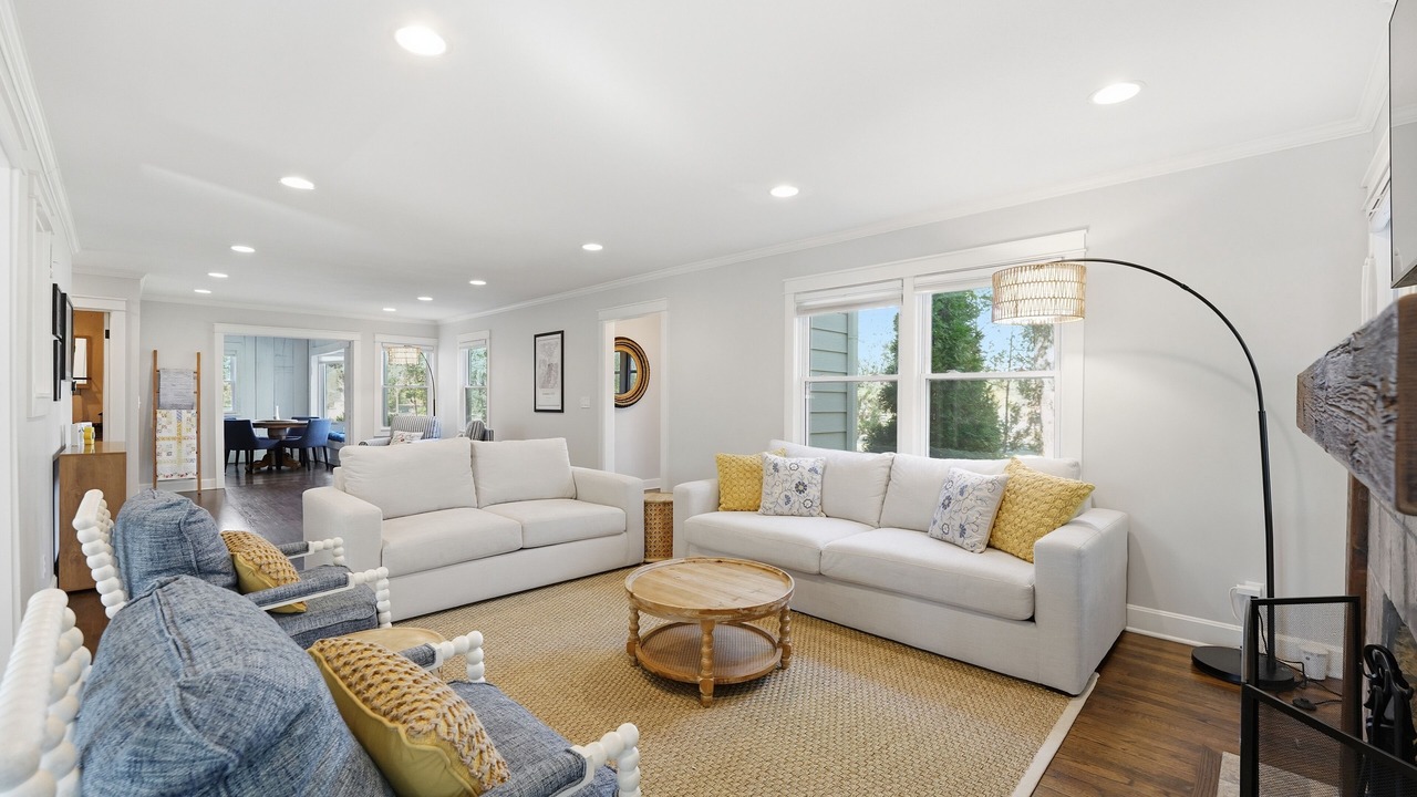 Photo of Livingroom in Overland Park