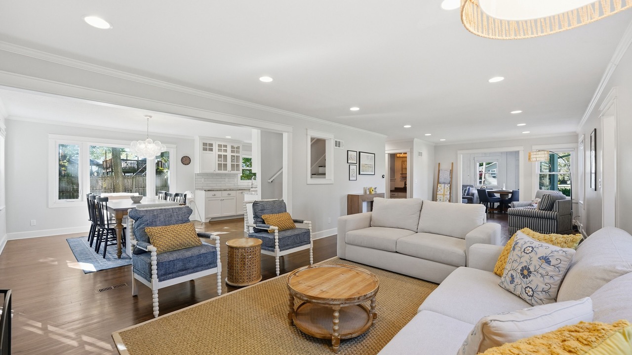 Photo of Livingroom in Overland Park