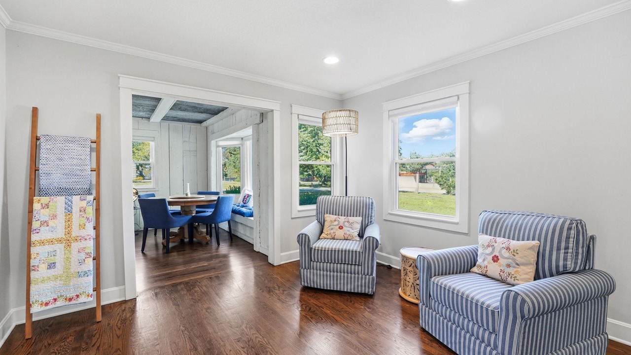 Photo of Livingroom in Overland Park