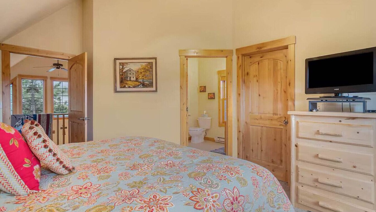 Photo of Bedroom in Estes Park