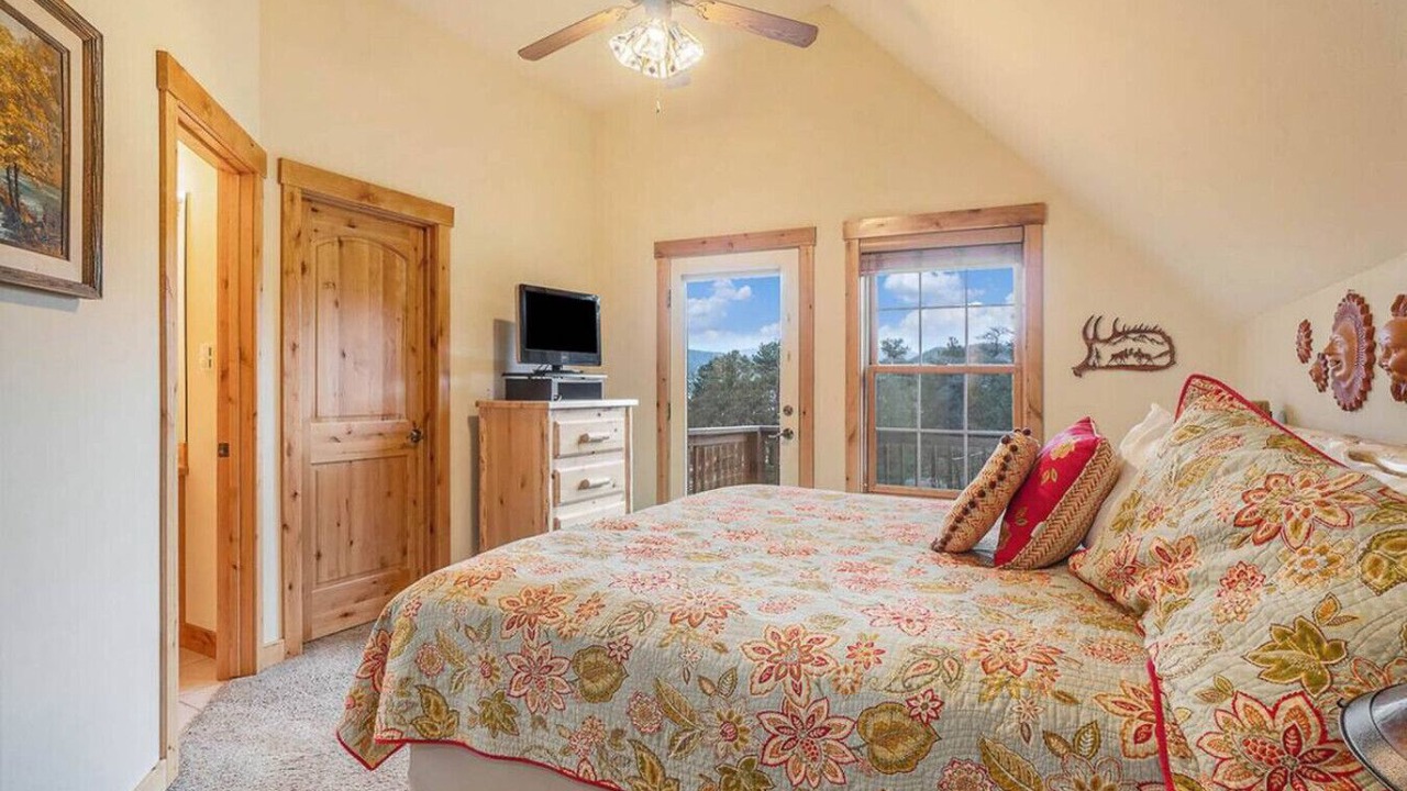 Photo of Bedroom in Estes Park