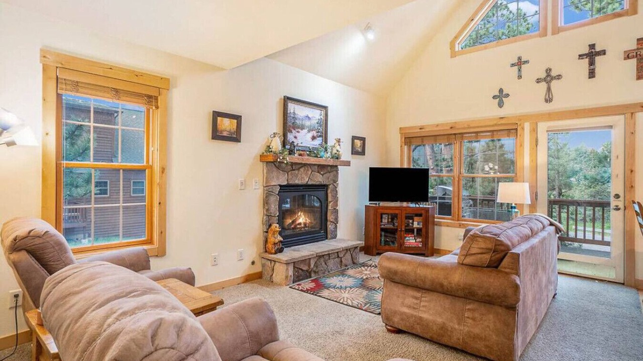 Photo of Livingroom in Estes Park