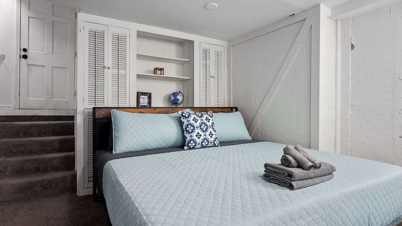 Photo of Bedroom in Lenexa