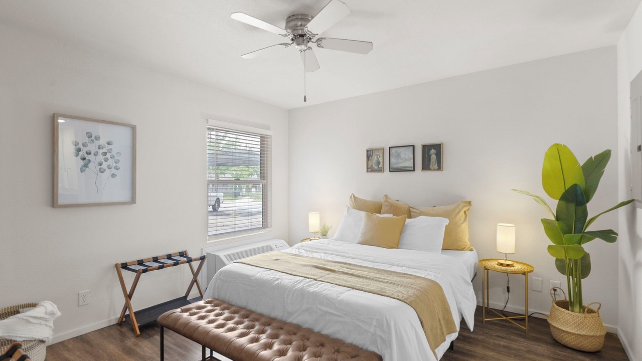 Photo of Bedroom in Prairie Village