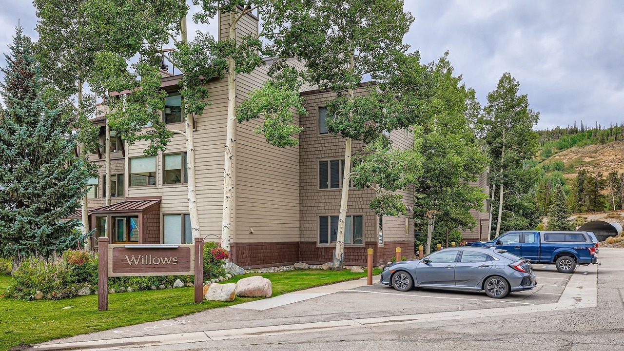 Photo of Outdoor in Lakeside Village
