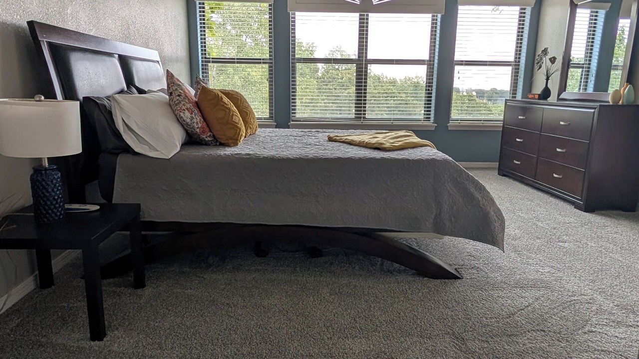 Photo of Bedroom in Sand Springs