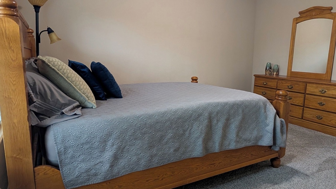 Photo of Bedroom in Sand Springs