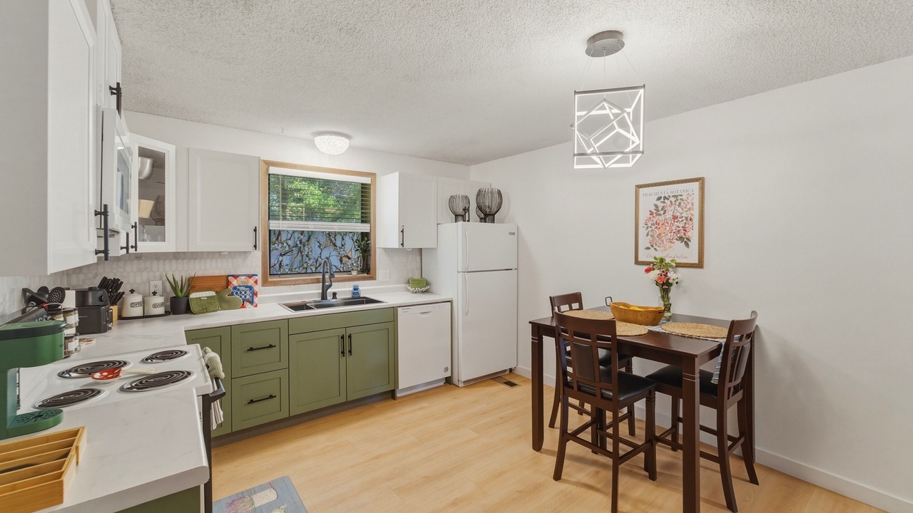 Photo of Kitchen in Garden City
