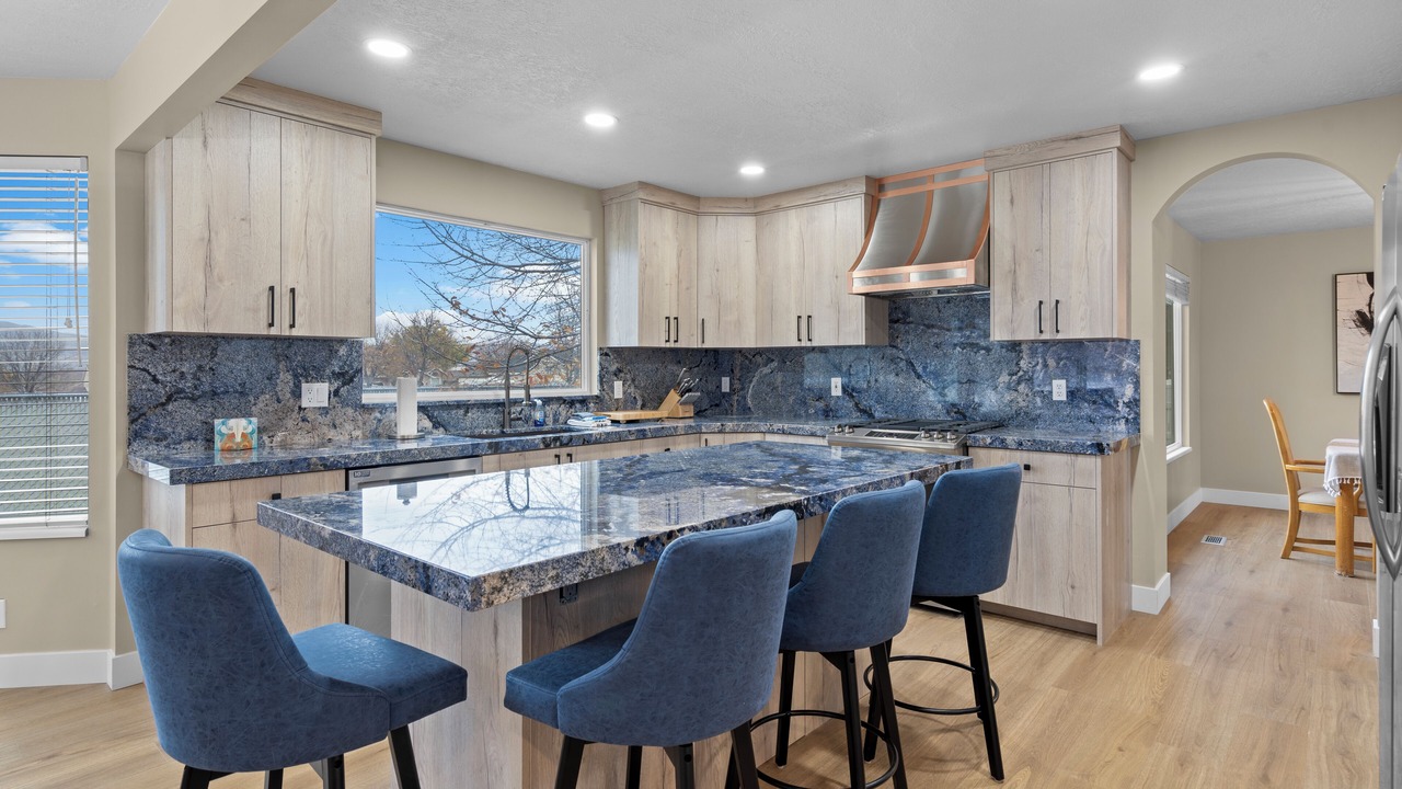 Photo of Kitchen in Draper
