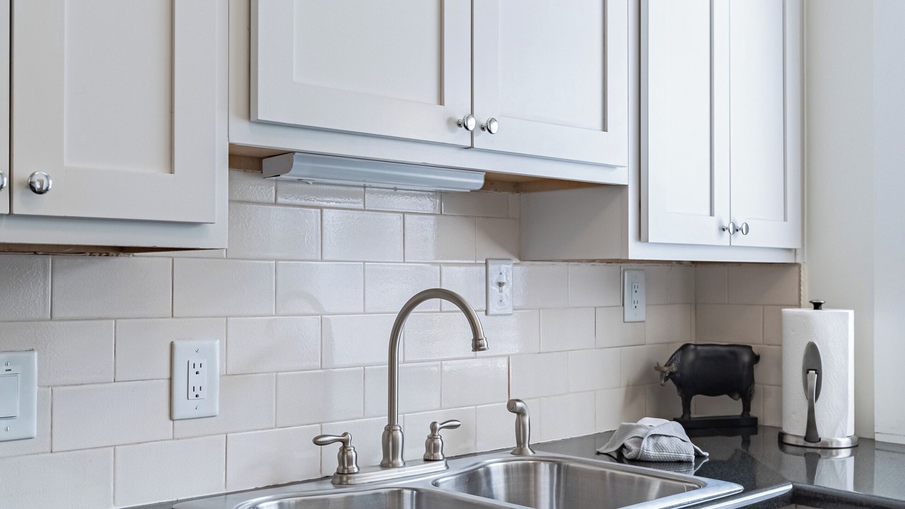 Photo of Kitchen in Dundee-Happy Hollow Historic District