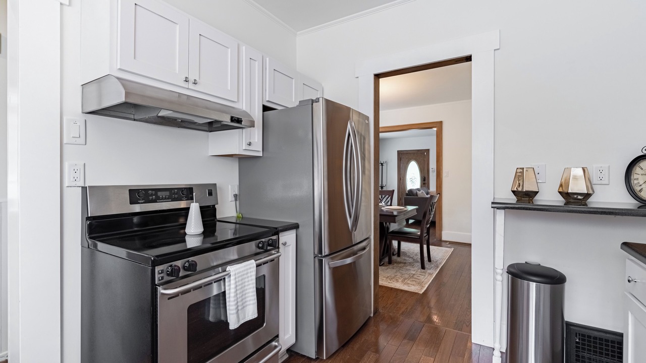 Photo of Kitchen in Dundee-Happy Hollow Historic District