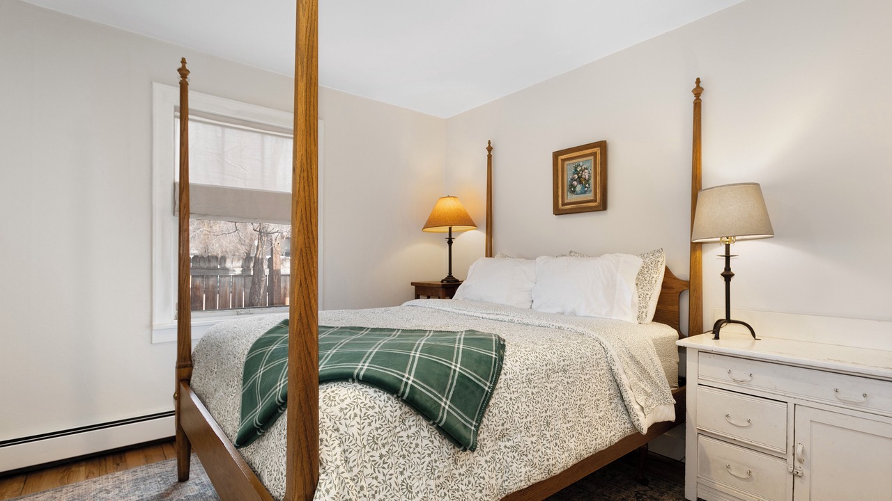 Photo of Bedroom in Eagle
