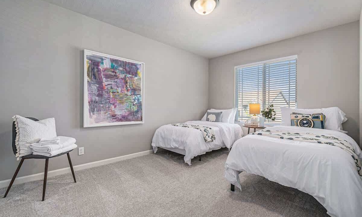 Photo of Bedroom in Elkhorn