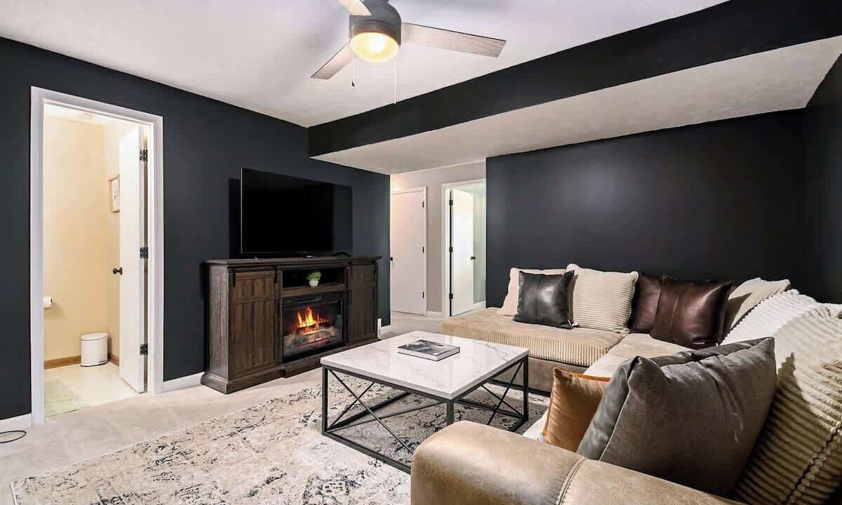 Photo of Livingroom in McArdle