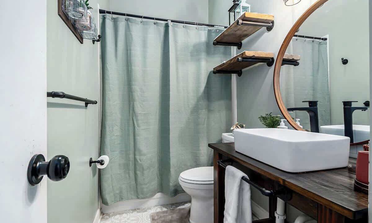 Photo of Bathroom in McArdle