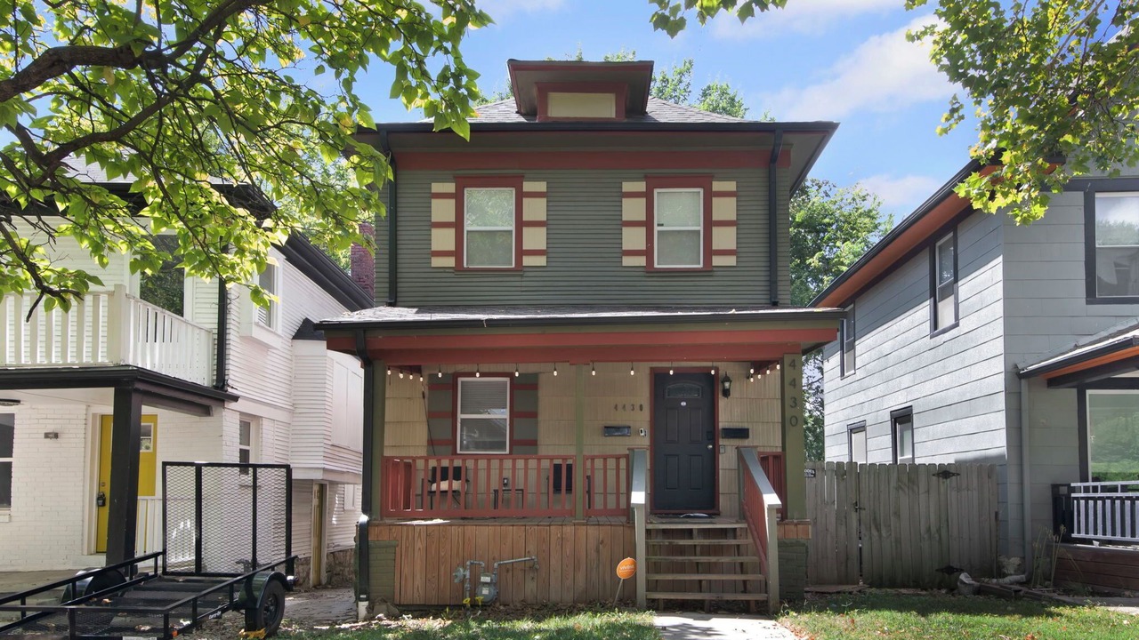 Photo of Outdoor in South Hyde Park
