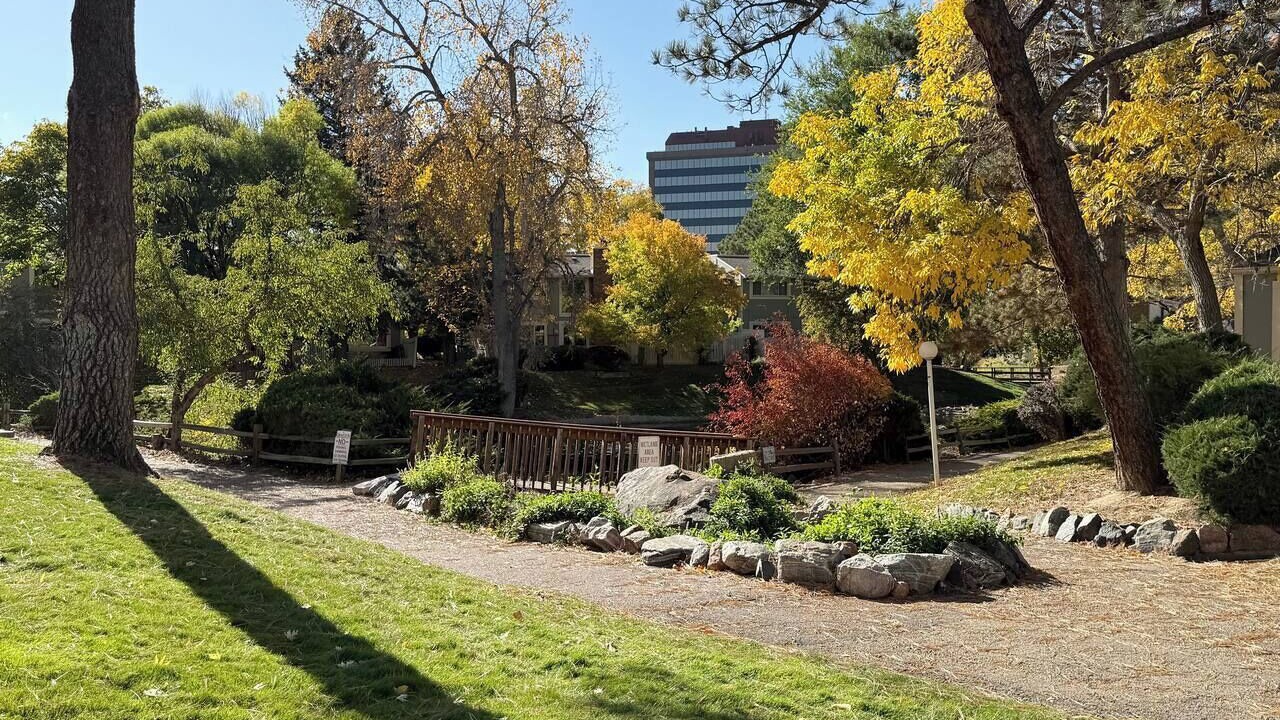 Photo of Outdoor in Dam East - West