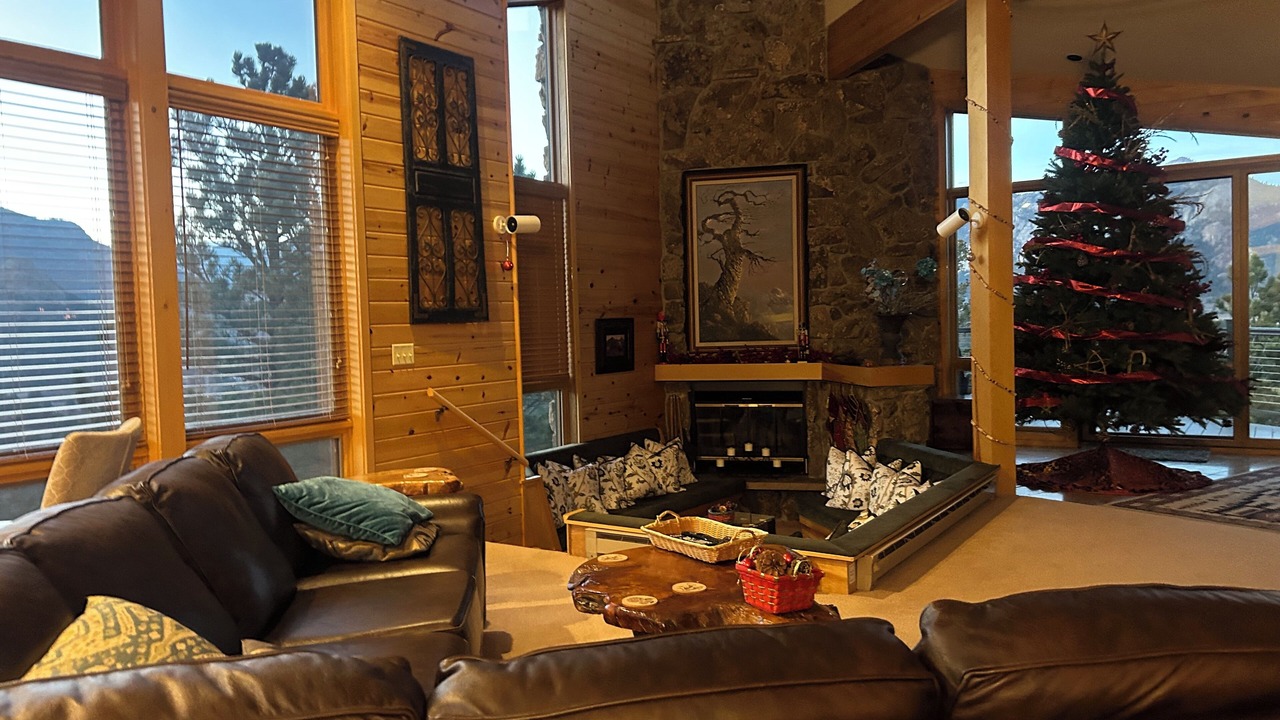 Photo of Livingroom in Estes Park