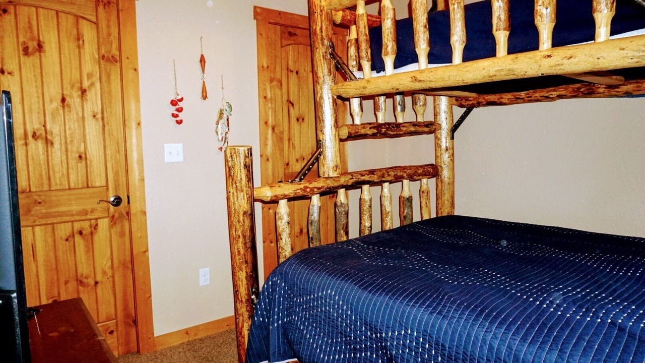 Photo of Bedroom in Valley of the Sun