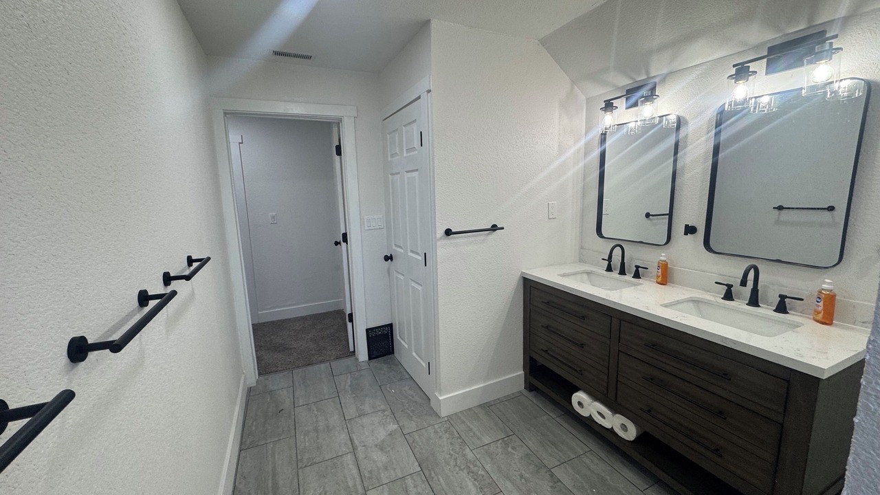 Photo of Bathroom in Fort Morgan