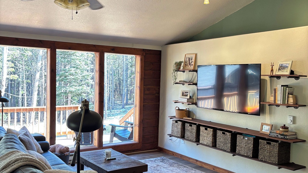 Photo of Livingroom in Saint Mary's