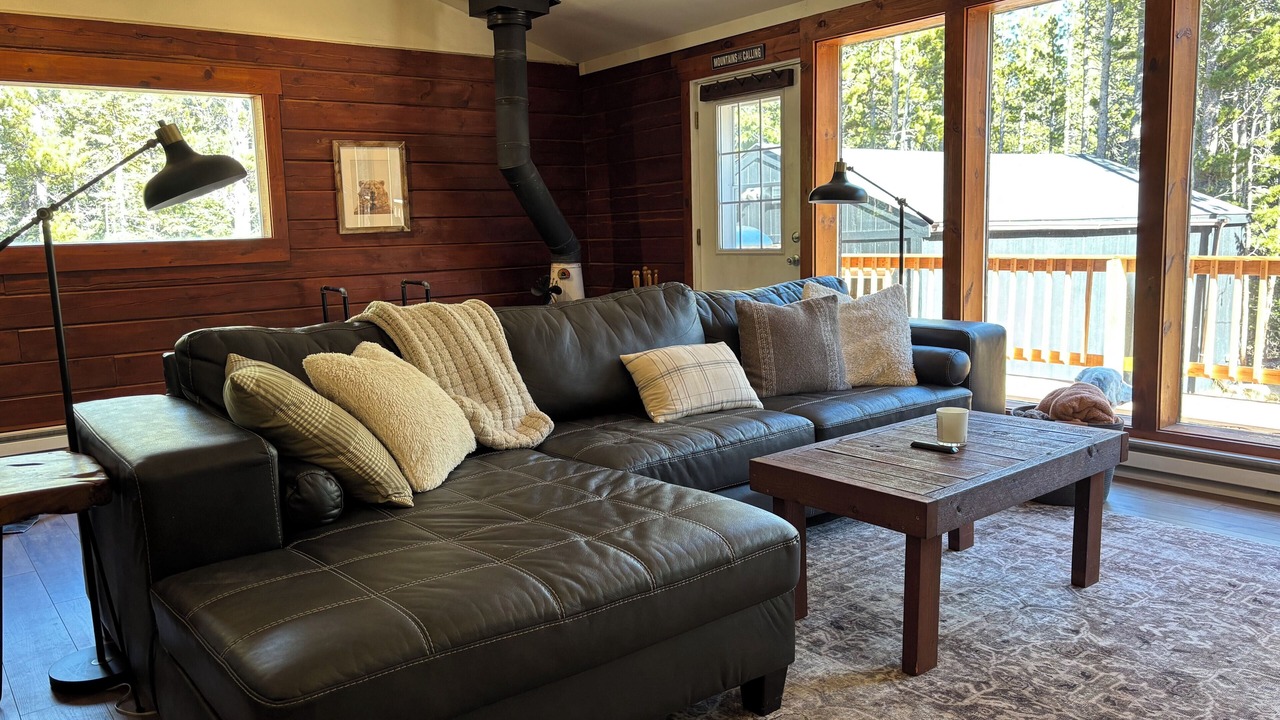 Photo of Livingroom in Saint Mary's