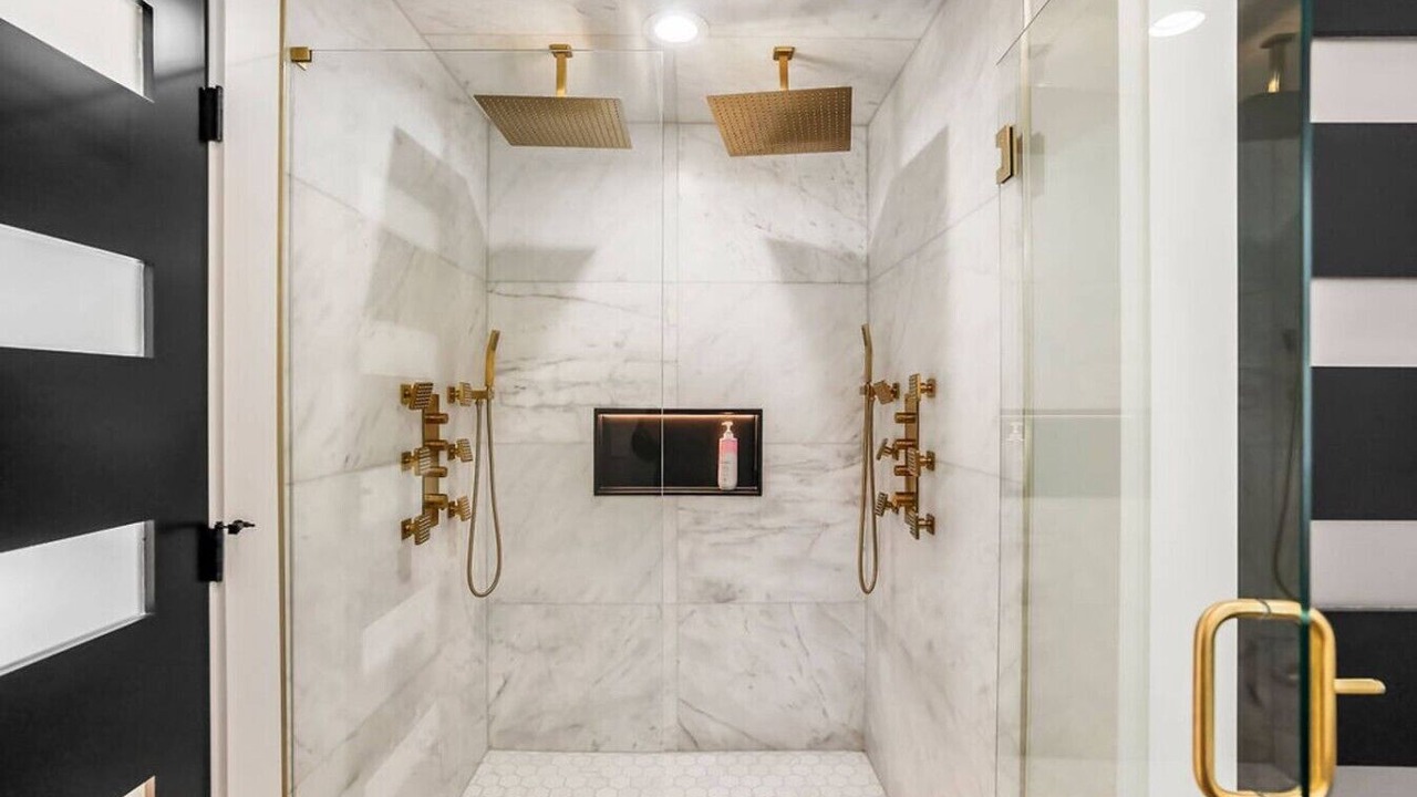 Photo of Bathroom in West Plaza