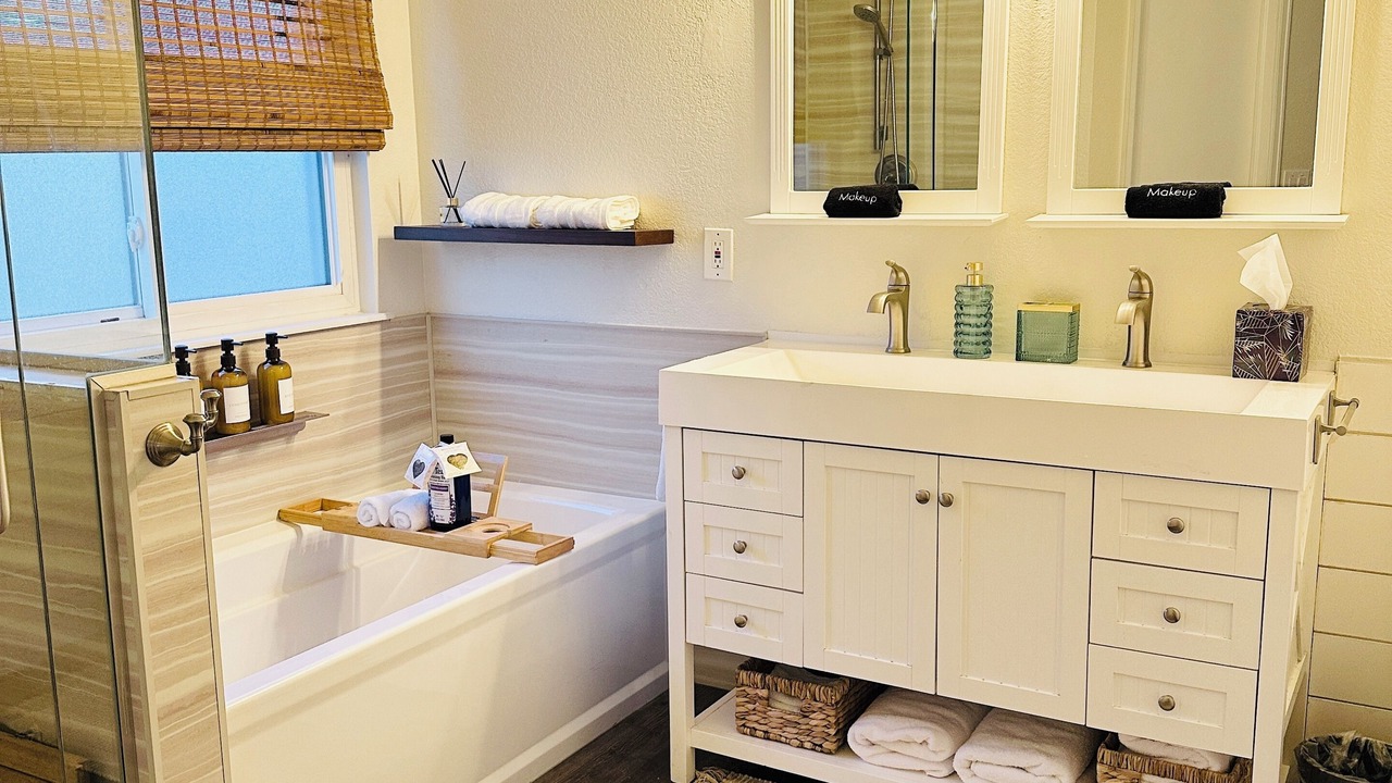 Photo of Bathroom in Parker