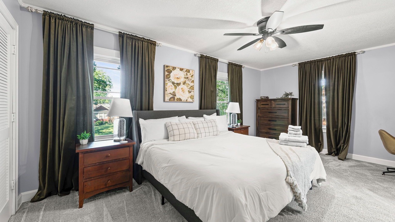 Photo of Bedroom in South Kansas City